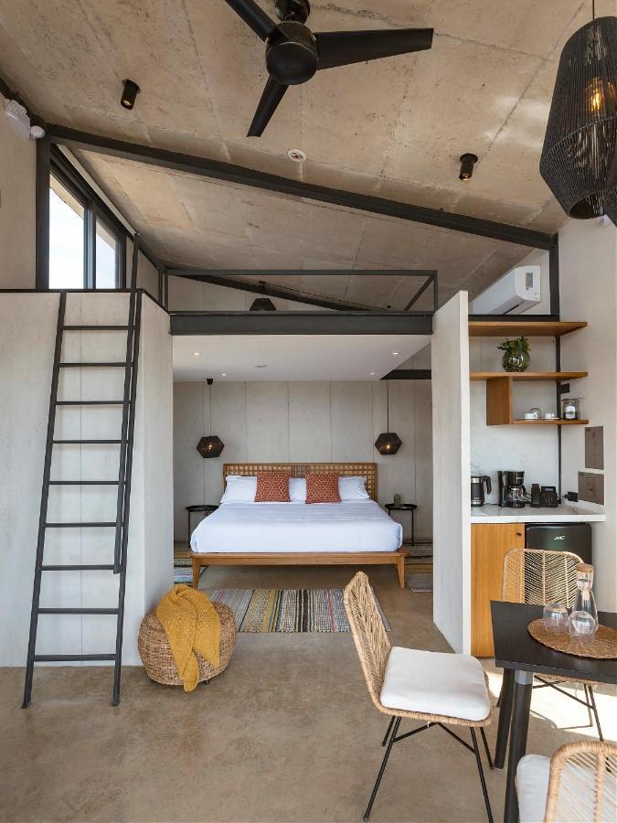 Eolia Sustainable Design Hotel 曼塔 外观 照片